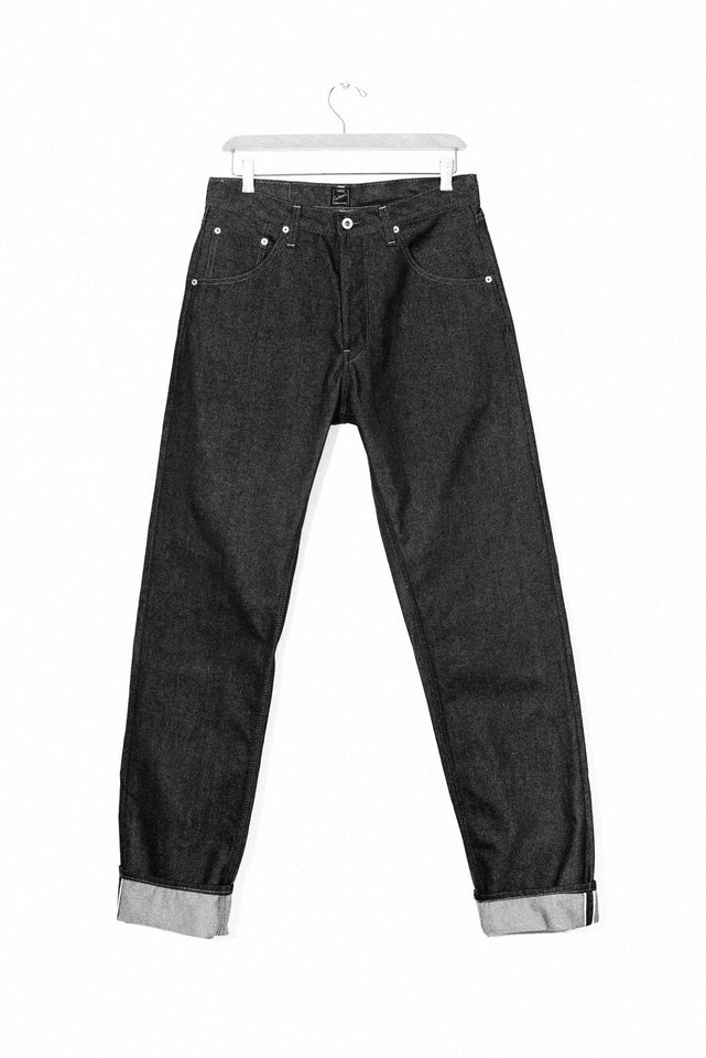 GD112 - Slouchy Tapered Jean